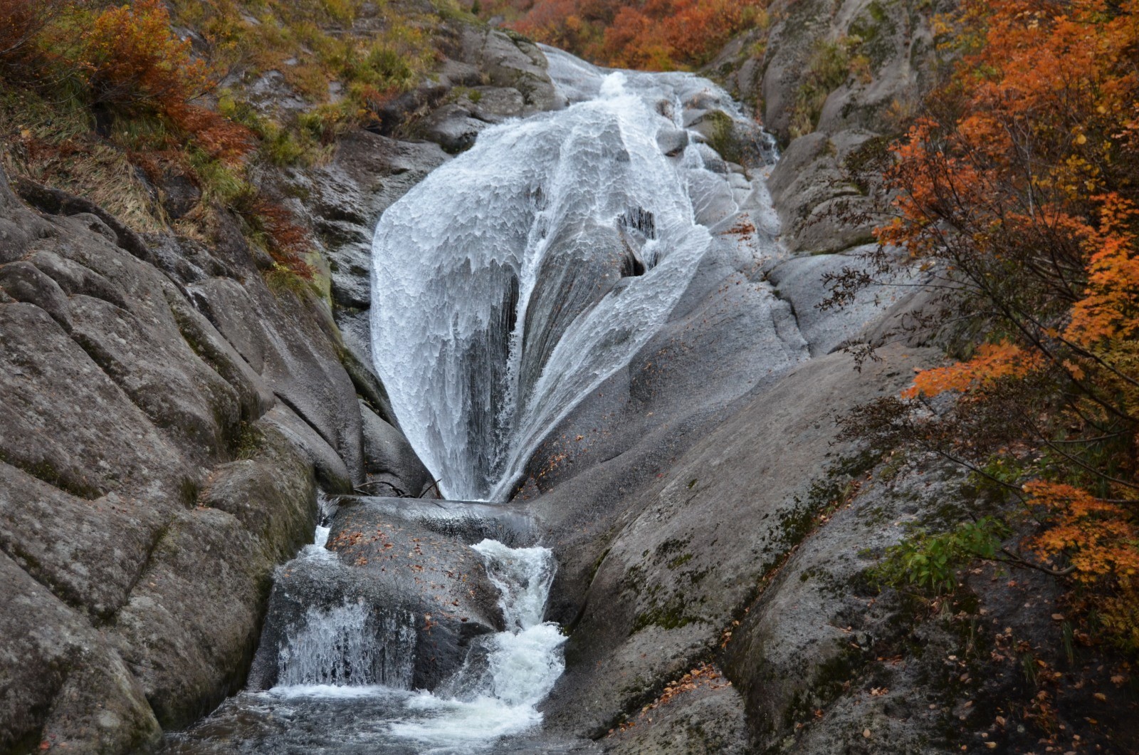 桃洞の滝1